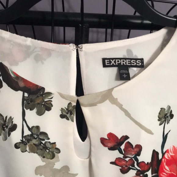 Express Top - Picture 4 of 6